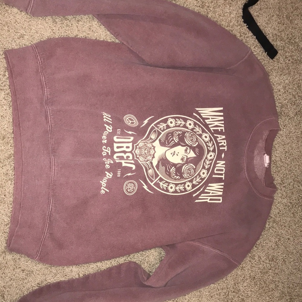 Sweatshirt
